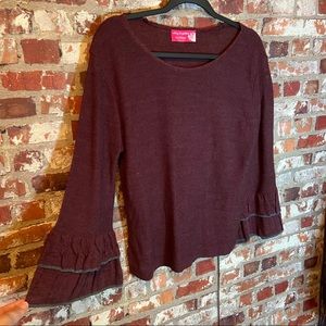 Alley & Gabby Maroon 3/4’ Bell Sleeve Knit Blouse